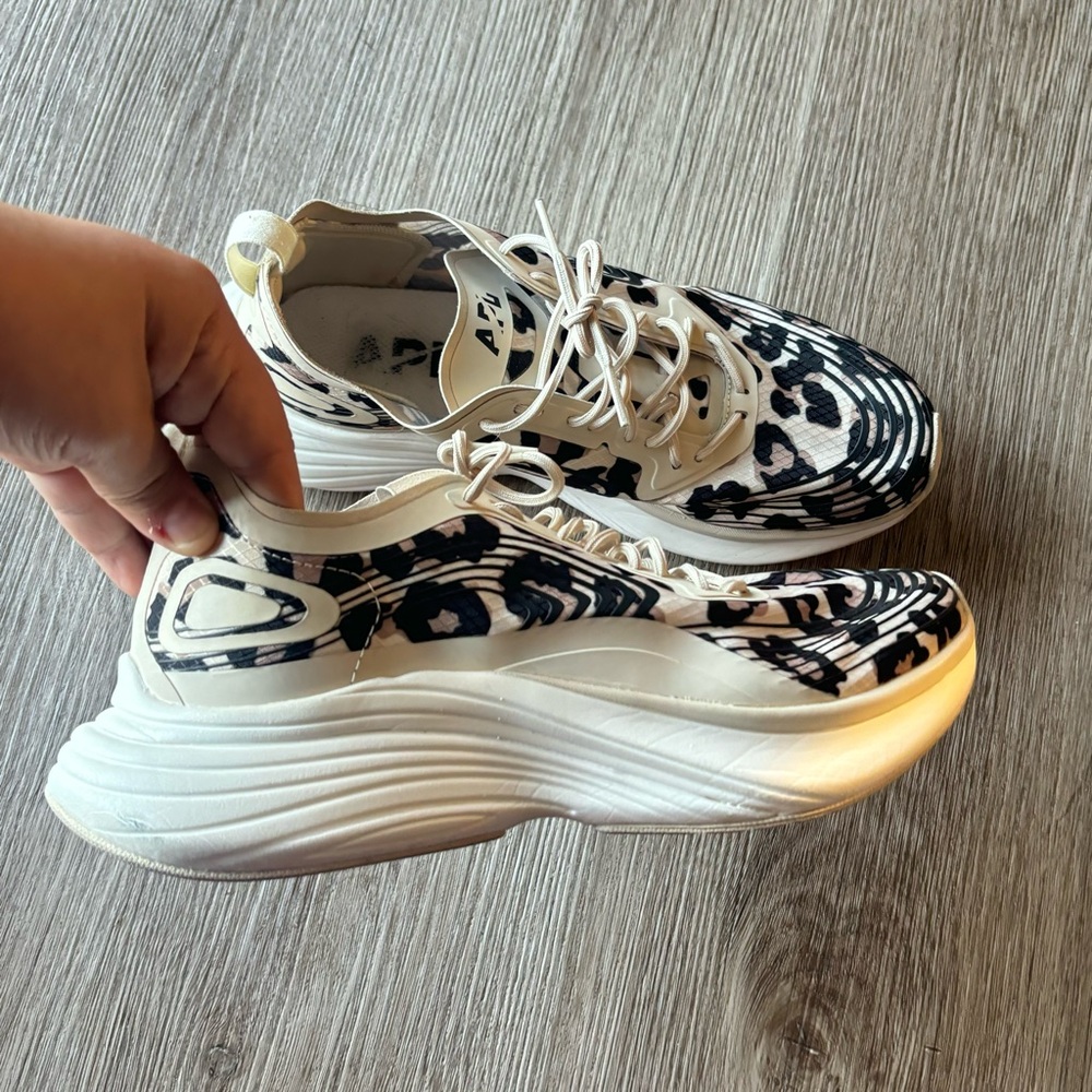 APL Women's Sneakers in Cream and Black - Picture 4 of 9